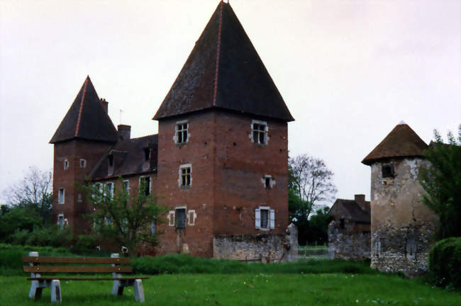 Le château de Messey-sur-Grosne - Messey-sur-Grosne (71390) - Saône-et-Loire
