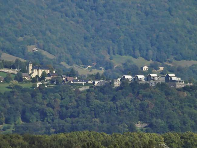 Vue d'Aiton depuis les hauteurs de Chamousset - Aiton (73220) - Savoie