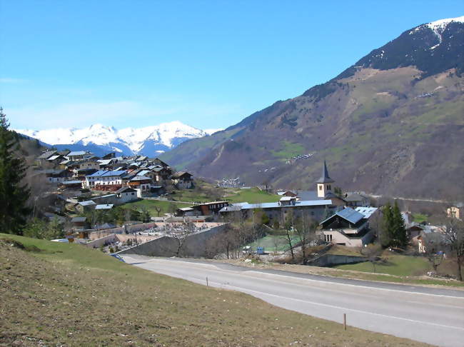 Vue du chef-lieu de la commune de Saint-Bon-Tarentaise - Saint-Bon-Tarentaise (73120) - Savoie