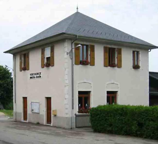 Vue de la mairie école de Verthemex - Verthemex (73170) - Savoie