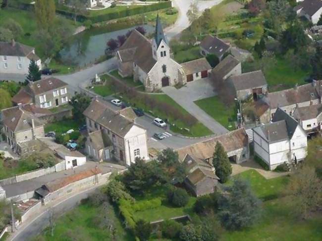 Centre du village vu du ciel - La Chapelle-Rablais (77370) - Seine-et-Marne