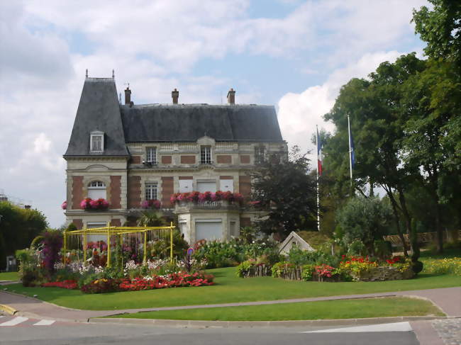 La mairie - Claye-Souilly (77410) - Seine-et-Marne