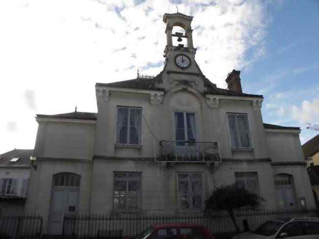 Mairie de Ferrières-en-Brie - Ferrières-en-Brie (77164) - Seine-et-Marne
