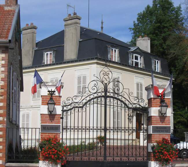 La mairie - Poigny (77160) - Seine-et-Marne