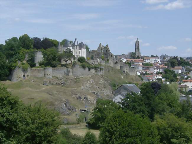 Château de Bressuire - Bressuire (79300) - Deux-Sèvres