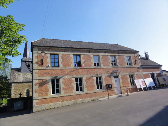 La mairie de Girondelle - Girondelle (08260) - Ardennes