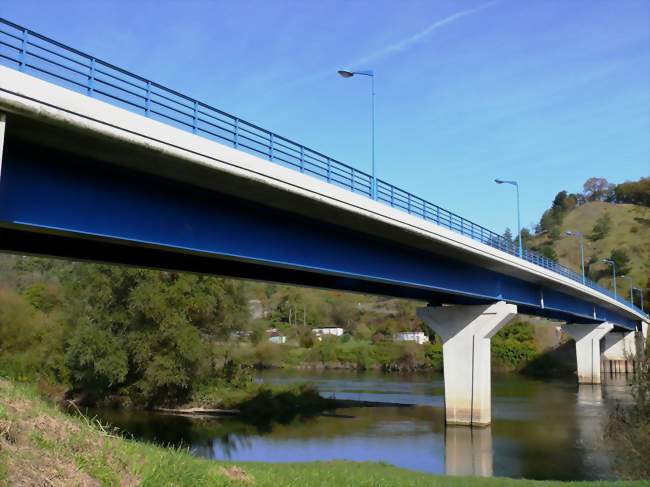 Ham-sur-Meuse - Pont sur la Meuse du CD46d, reconstruit en 1997 - Ham-sur-Meuse (08600) - Ardennes