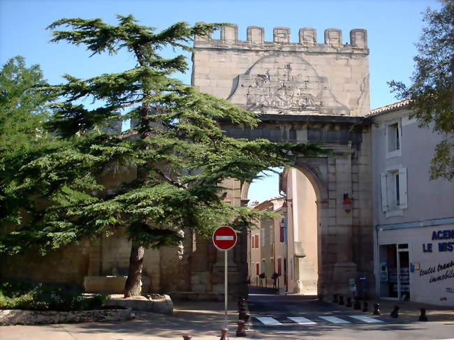 Porte d'Avignon - Monteux (84170) - Vaucluse