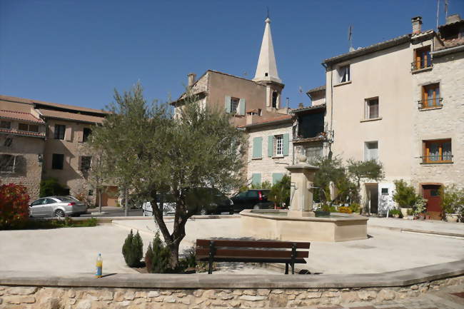 Place à Saint-Didier - Saint-Didier (84210) - Vaucluse