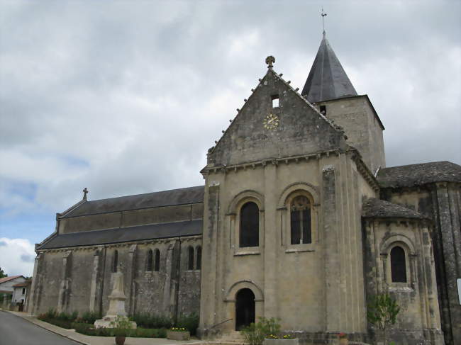 L'église de Jazeneuil - Jazeneuil (86600) - Vienne
