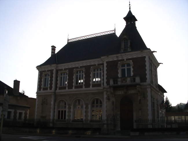 Hôtel-de-Ville de Saint-Florentin - Saint-Florentin (89600) - Yonne