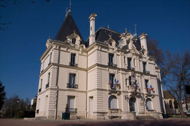 Lhôtel de ville - Chilly-Mazarin (91380) - Essonne