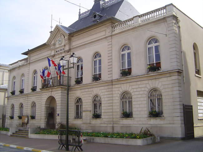 La mairie de Bourg-la-Reine - Bourg-la-Reine (92340) - Hauts-de-Seine