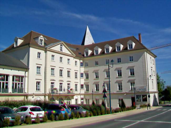Hôtel de ville - Vauréal (95490) - Val-d'Oise