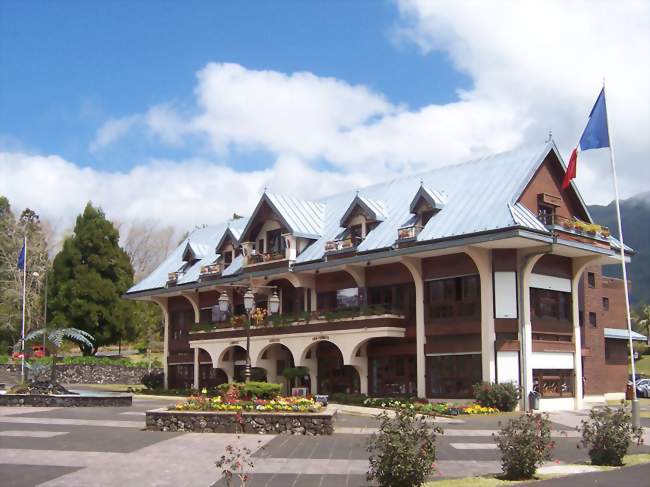 Vue de l'hôtel de ville de La Plaine-des-Palmistes - La Plaine-des-Palmistes (97431) - La Réunion