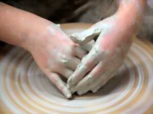 Atelier poterie-céramique à Boursay