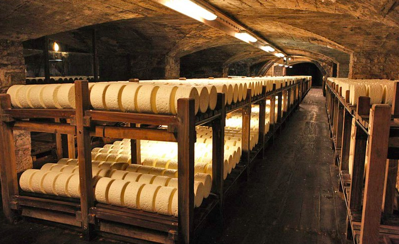 Cave de Roquefort Société. Source: www.roquefort.fr