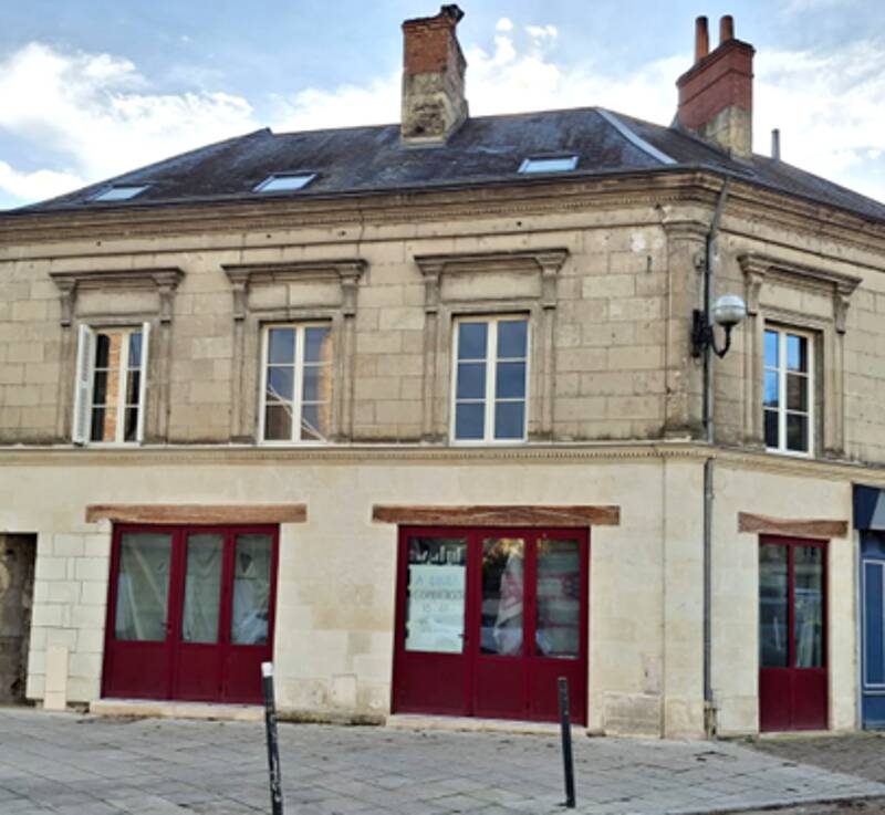 A louer : Commerce Café Restaurant Bail commercial coque nue à Langeais