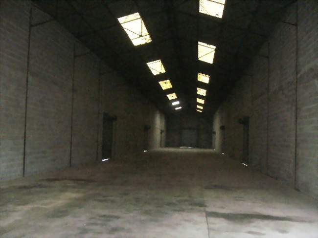 Entrepôt industriel 800 m²