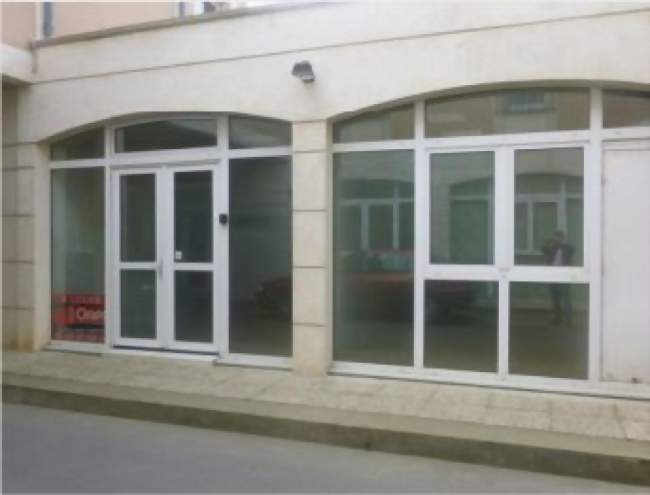 Location local commercial 45m²