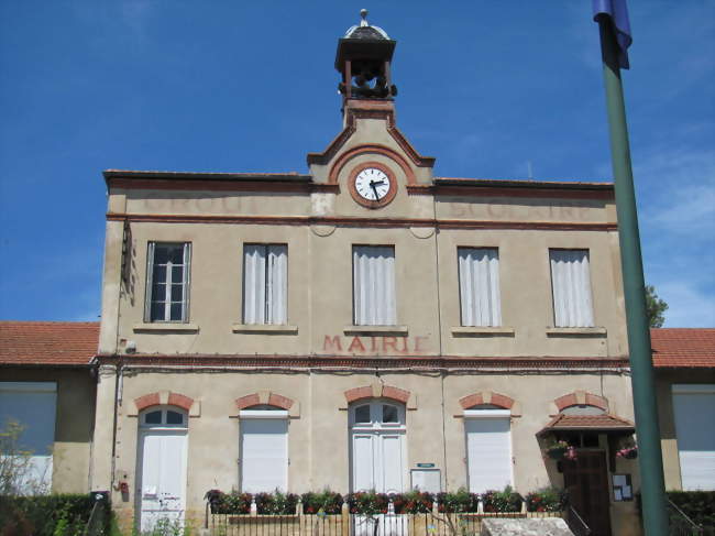 La mairie de Beynost, en juin 2011 - Beynost (01700) - Ain