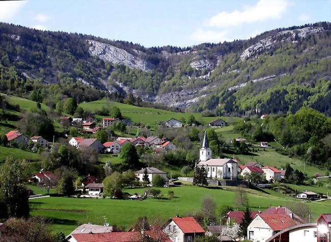 Vue générale de Champfromier - Champfromier (01410) - Ain