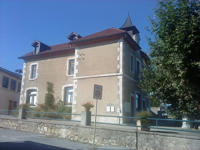 Mairie de Chevry - Chevry (01170) - Ain