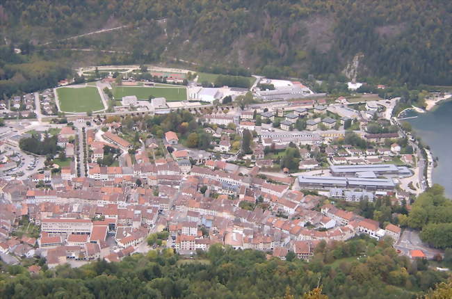 Nantua au bord du lac - Nantua (01130 et 01460 (La Cluse)) - Ain