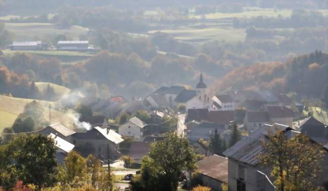 Vue du village - Le Petit-Abergement (01260) - Ain