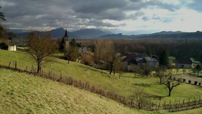 Vue générale du bourg de la commune de Talissieu - Talissieu (01510) - Ain