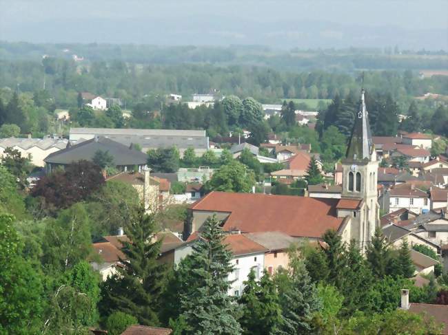 Vue générale sur Villieu - Villieu-Loyes-Mollon (01800) - Ain