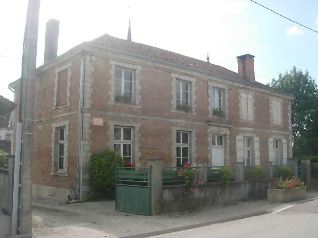 la Mairie - Montmorency-Beaufort (10330) - Aube