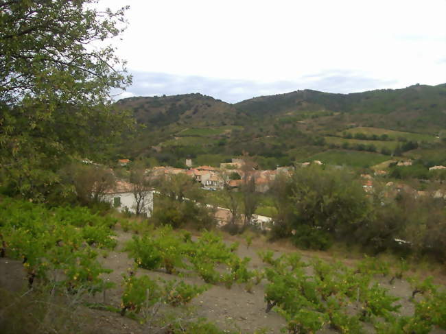 Vue de Cascastel-des-Corbières - Cascastel-des-Corbières (11360) - Aude