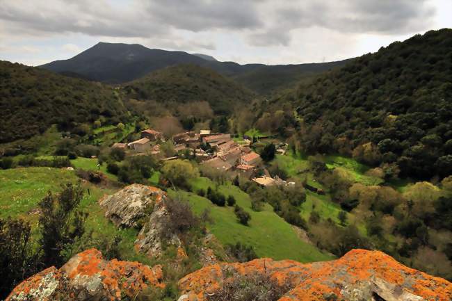 Village de Palairac depuis le castrum médiéval - Palairac (11330) - Aude