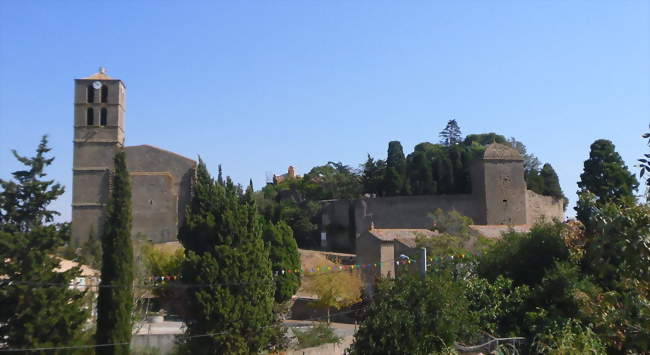 Église et château - Puichéric (11700) - Aude