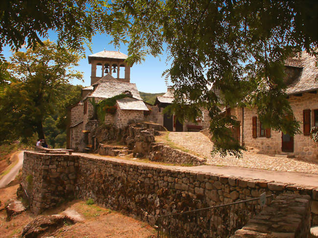 Hameau de Bez-Bédène - Campouriez (12140 et 12460) - Aveyron