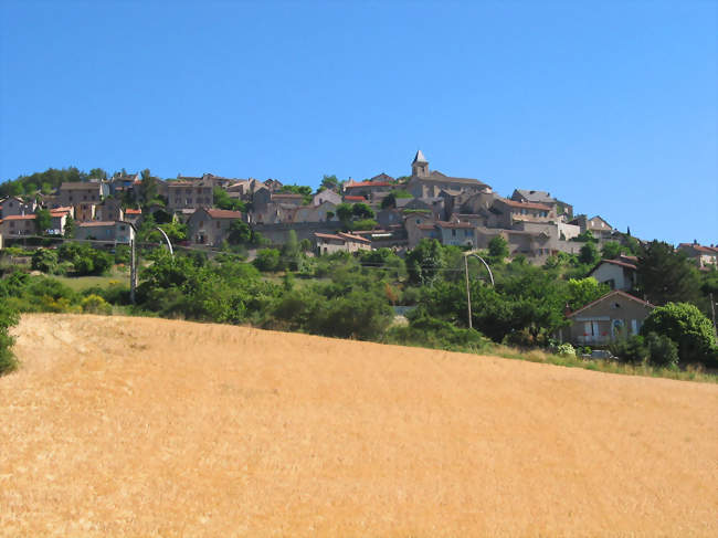 Le village médiéval vu de la vallée du Tarn - Compeyre (12520) - Aveyron
