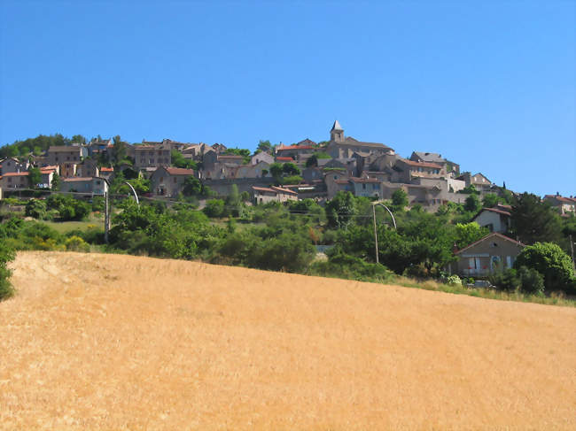 Le village médiéval vu de la vallée du Tarn - Compeyre (12520) - Aveyron