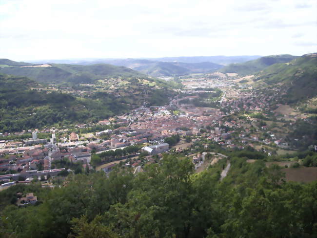 Saint-Affrique vu de la Quille, à l'est de la ville - Saint-Affrique (12400) - Aveyron