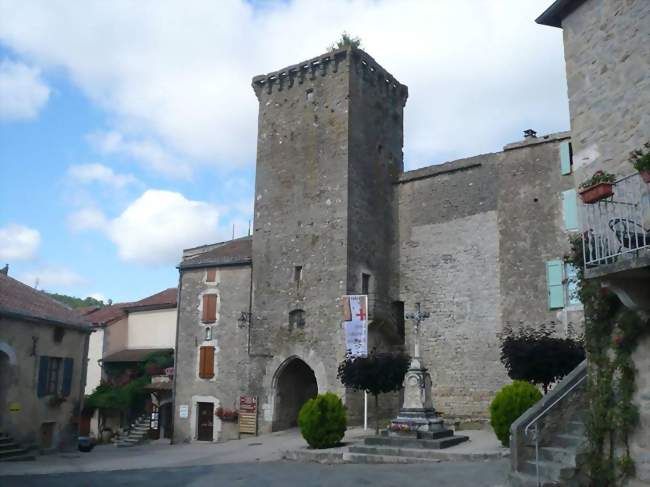 La Tour templière - Sainte-Eulalie-de-Cernon (12230) - Aveyron