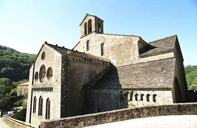 Église abbatiale - Sylvanès (12360) - Aveyron