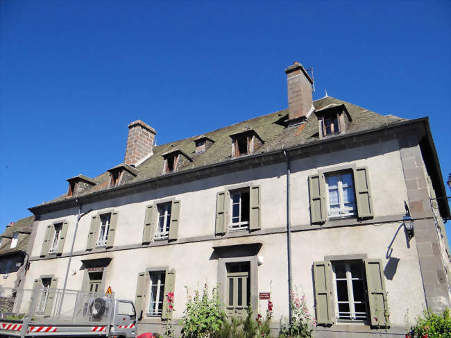 La mairie - Thérondels (12600) - Aveyron