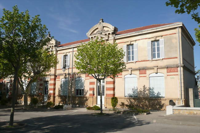 École primaire de Charleval - Charleval (13350) - Bouches-du-Rhône