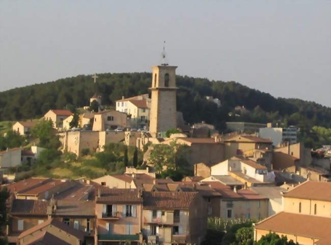 Gardanne - vue de la colline des Frères - Crédit : http://www.gvrando.com (cc by SA)