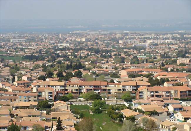 Gignac-la-Nerthe, vue de la colline de Saint-Michel - Gignac-la-Nerthe (13180) - Bouches-du-Rhône