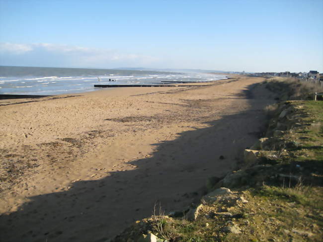 Grande Parade Internationale des Pipers sur Sword Beach