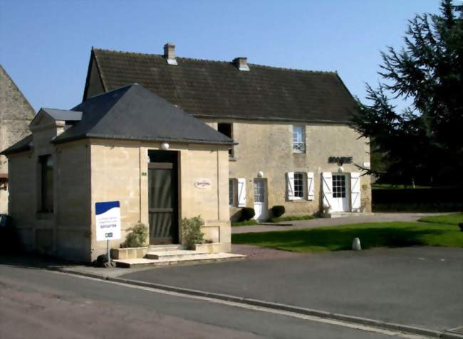 La mairie - Colomby-sur-Thaon (14610) - Calvados