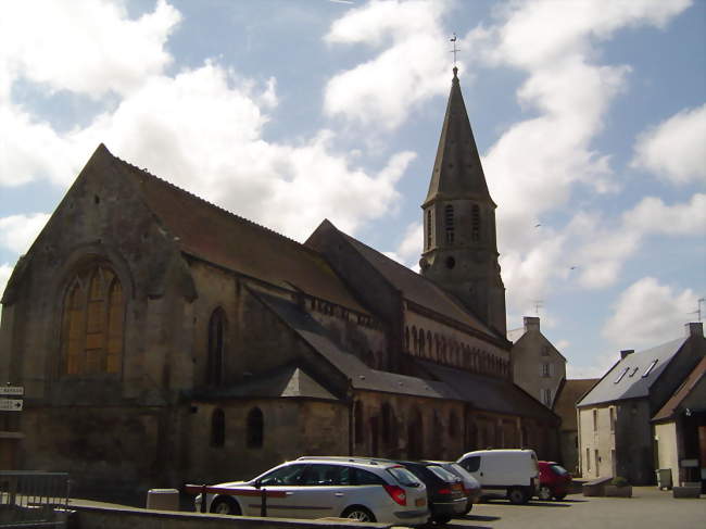 L'église de Creully - Creully (14480) - Calvados