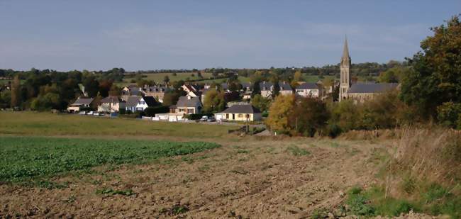 Vue générale du village - Épinay-sur-Odon (14310) - Calvados