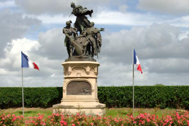 Monument commémoratif de la bataille de Formigny - Formigny (14710) - Calvados